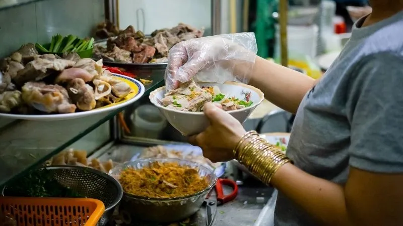 10 quán bánh canh chả cá ở Nha Trang ngon nứt vách