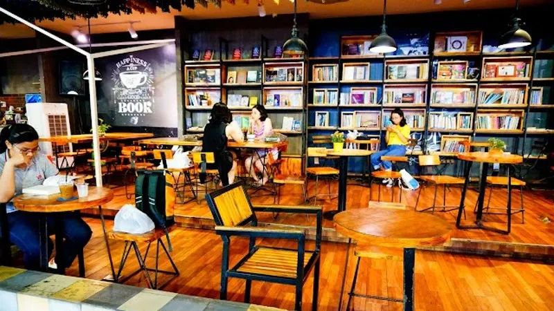 15 quán cà phê sách Sài Gòn, view đẹp có không gian yên tĩnh