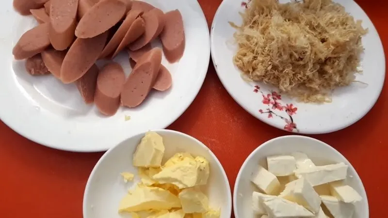 3 cách làm hot dog xúc xích phô mai Hàn Quốc, Việt Nam và Mỹ