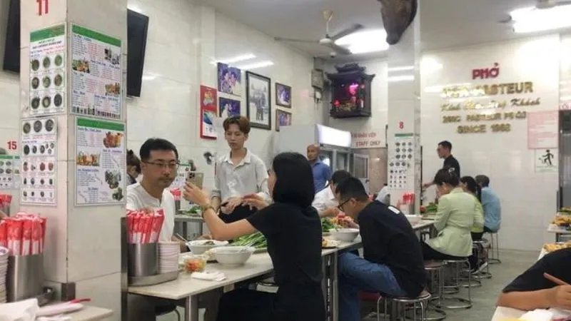 5 quán ăn Việt Nam sao Hàn từng ghé đến và yêu thích