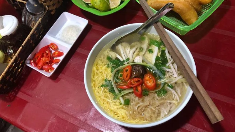 8 quán bún thang ở Hà Nội nhất định bạn phải thử