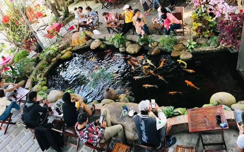 8 quán cà phê ngồi dưới nước ở Sài Gòn đốn tim giới trẻ