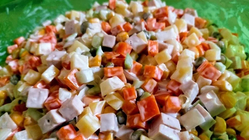 9 Cách làm salad trộn mayonnaise giảm cân tại nhà hiệu quả