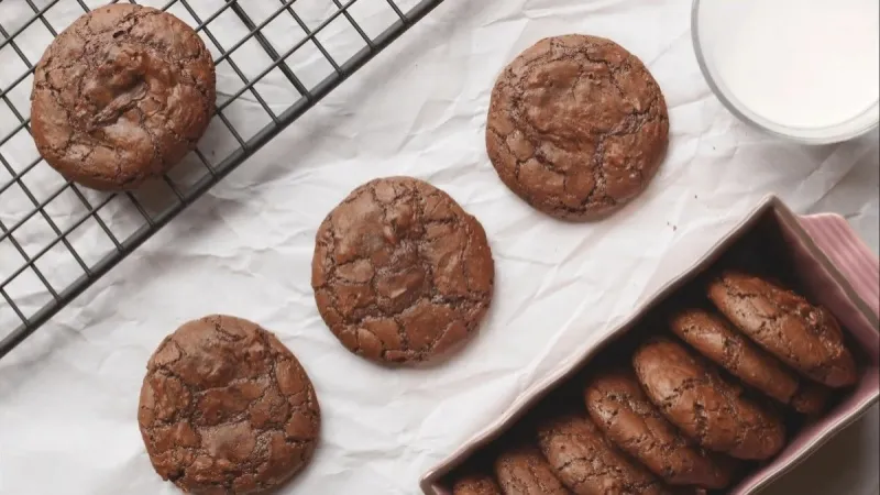 Ăn bánh quy bấy lâu, bạn đã biết cách phân biệt biscuit và cookie?