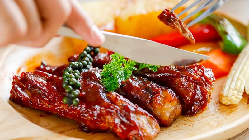 Bỏ túi cách làm sườn heo nướng BBQ chuẩn vị cho cuối tuần