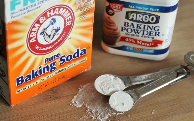 Bột nở có phải là baking soda không?