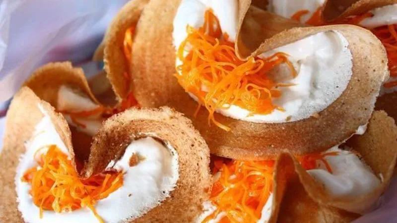 Cách làm bánh kẹp Khanom Buang Thái Lan đơn giản, ngon mê ly