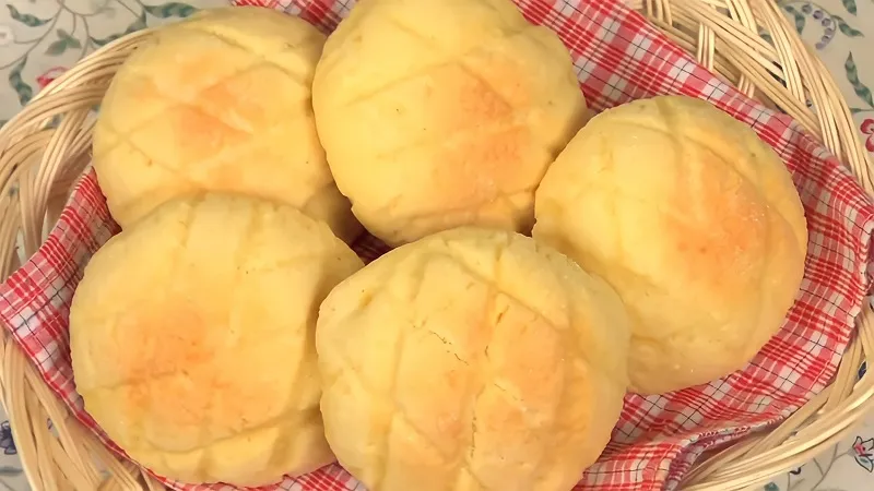 Cách làm bánh mì dưa lưới Nhật Bản (melon bread) thơm ngon vỏ vàng giòn