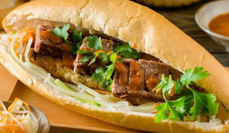 Cách làm bánh mì pate thơm ngon ‘lót bụng’ cho bữa sáng