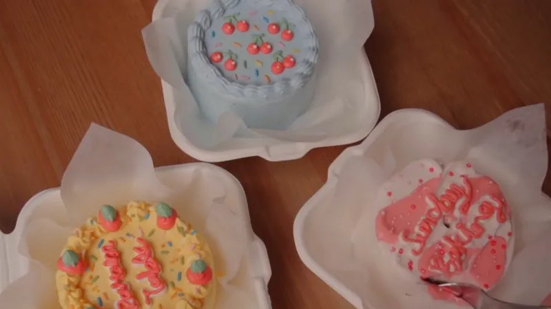 Cách làm bento cake – bánh kem mini Hàn Quốc cho những dịp đặc biệt