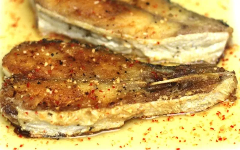 Cách làm cá hú chiên muối ớt chuẩn vị, ăn ngon đúng điệu