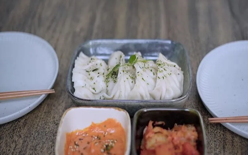 Cách làm Mandu nhân kim chi chuẩn vị Hàn Quốc, ăn sáng cực hợp
