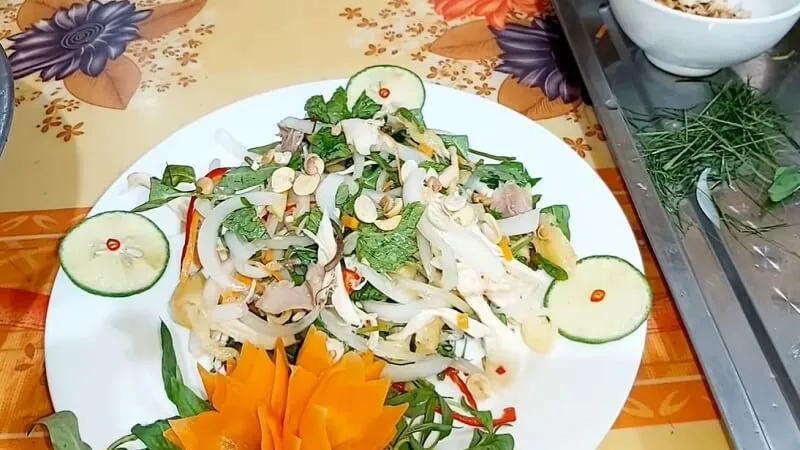 Cách làm salad gà xé hấp dẫn đơn giản ngon mê ly dễ làm tại nhà