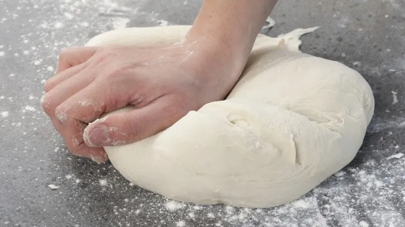 Cách làm sợi bánh canh bằng bột lọc nhanh, đơn giản tại nhà