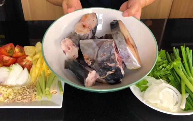 Cách nấu bún cá thu thơm ngon chuẩn vị Đà Nẵng