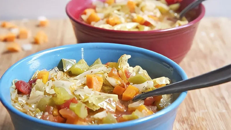 Chế độ ăn kiêng súp bắp cải là gì mà giảm được 6 kí trong một tuần?