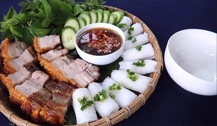 Chi tiết cách làm thịt quay giòn bì bằng lò nướng