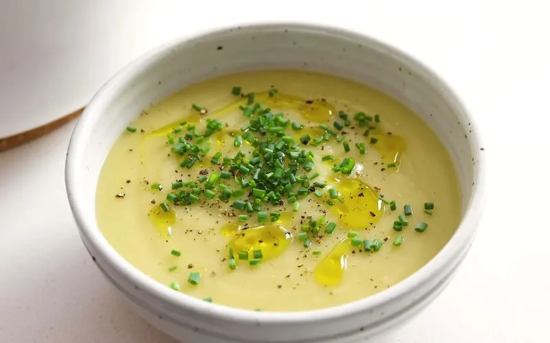 Chia sẻ cách làm súp khoai tây sữa thơm ngon, hấp dẫn