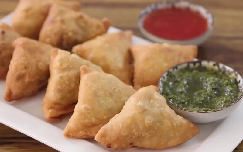 Công thức làm bánh samosa giòn rụm, thơm ngon