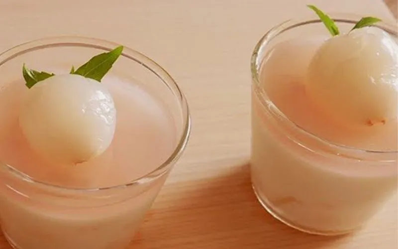 Công thức làm panna cotta vải thơm, béo không cần whipping cream