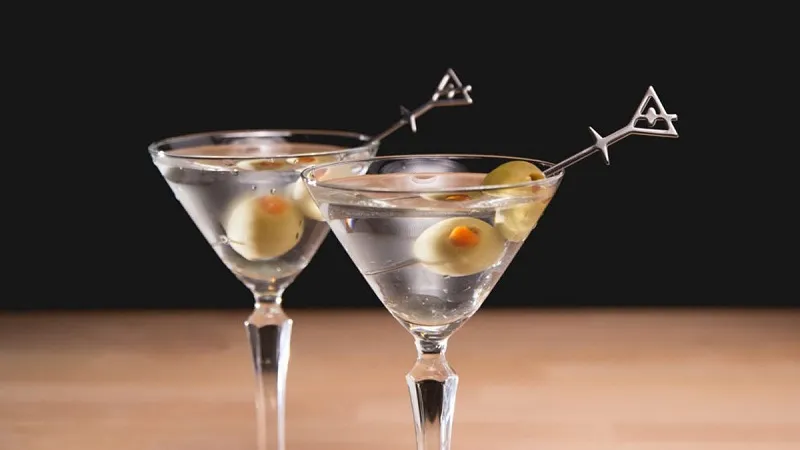 Công thức pha Gin Martini đẹp mắt, ngon đúng chuẩn