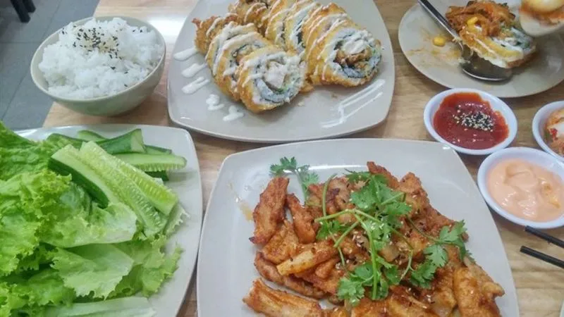 Điểm qua các món ngon phải thử, các quán ăn phải ghé tại Sài Gòn