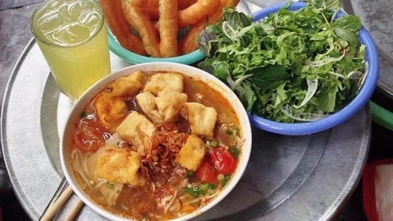 Khám phá 16 quán ăn sáng quận Hoàn Kiếm cực ngon, siêu hút khách