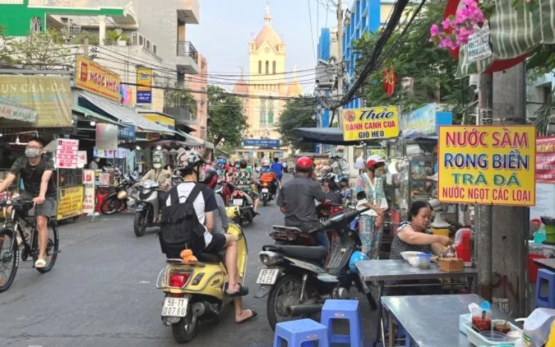 Khám phá 6 khu ẩm thực nổi tiếng, ngon quên lối về tại Sài Gòn