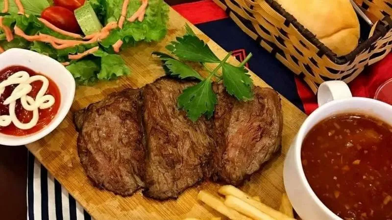 Khám phá ngay những quán ăn trưa ngon tại Tân Phú nhất định phải ghé