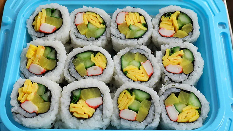 Kimbap là gì? Phân biệt sushi và kimbap? Cách bảo quản kimbap qua đêm