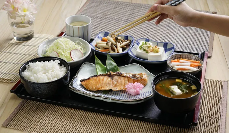 Nghe người Nhật chia sẻ bí quyết ăn uống để “sống thọ nhất thế giới”