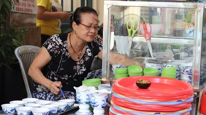 Ngon quên lối về với 16 quán ăn trưa quận Hoàn Kiếm