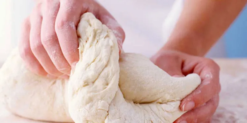 Những lưu ý khi xử lý bột mì làm bánh