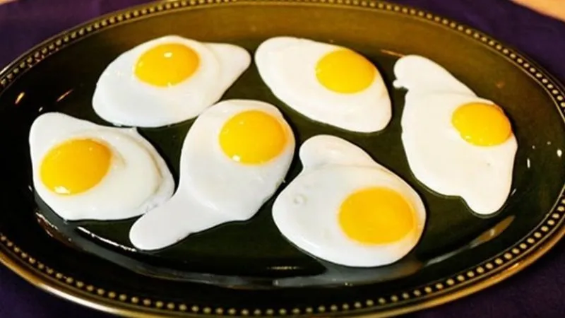Trứng chiên có bao nhiêu calo? Ăn trứng chiên có béo không?